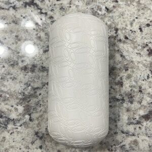 OAKLEY WHITE LARGE SUNGLASS CASE